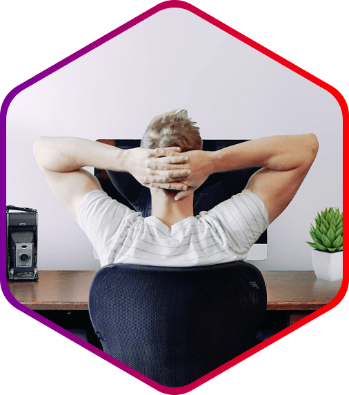 FreeNet ile kesintisiz internet kullanan kişi
